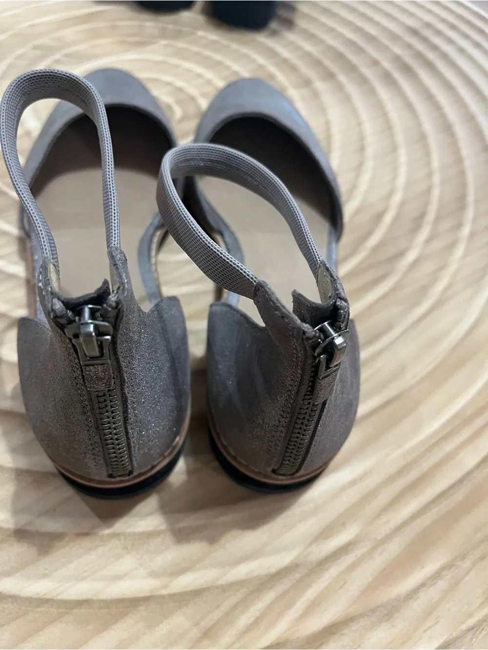 Eileen Fisher sleek round